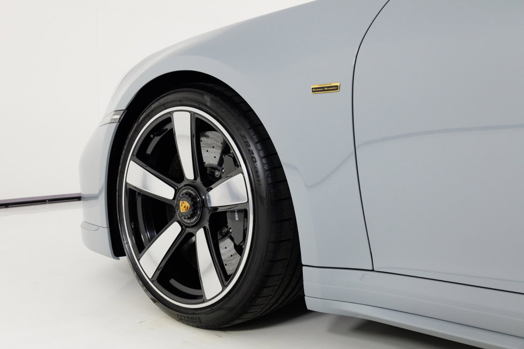 Porsche 992 Sport Classic