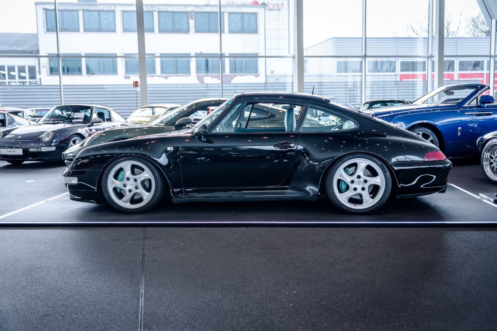 Porsche 993 Carrera 4S