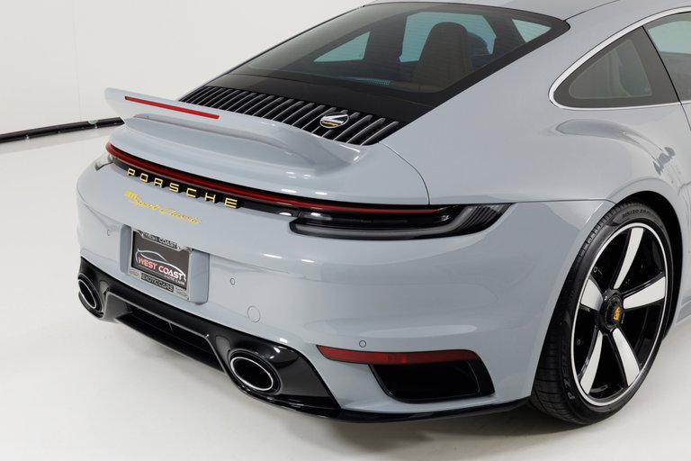 Porsche 992 Sport Classic