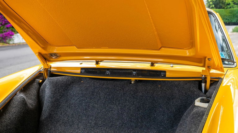 Porsche 911 E