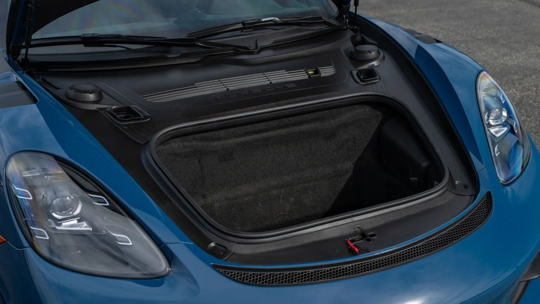 Porsche 718 Cayman GT4 RS