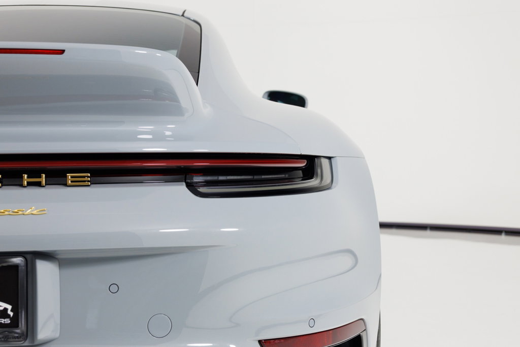 Porsche 992 Sport Classic