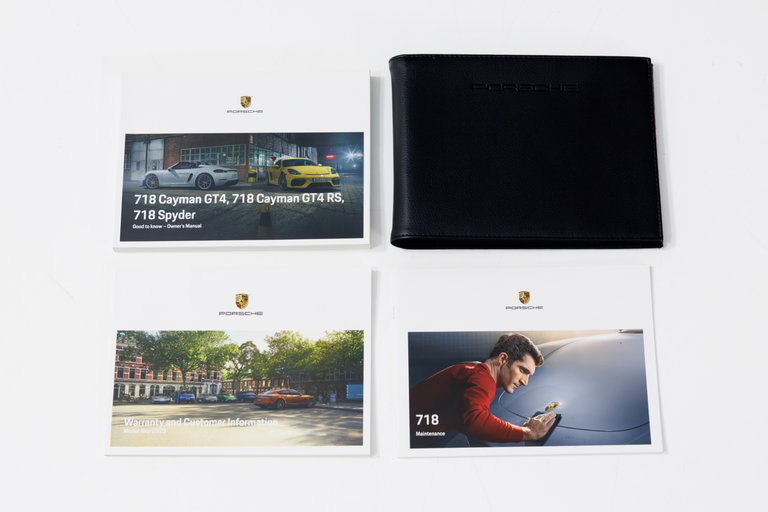 Porsche 718 Cayman GT4 RS