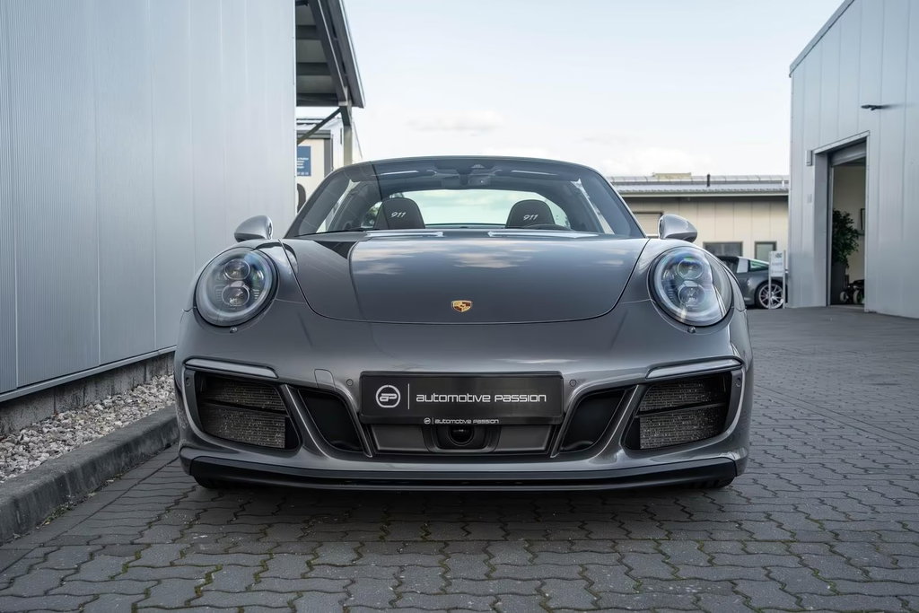 Porsche 991.2 Targa 4 GTS Exclusive Manufaktur Edition