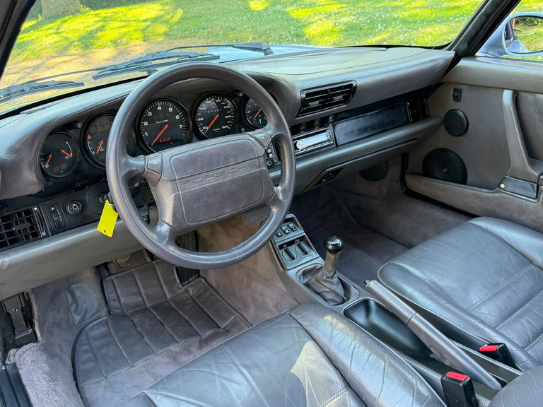 Porsche 964 Carrera 4