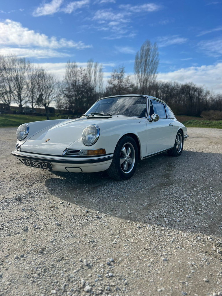 Porsche 911 S (F-Modell)