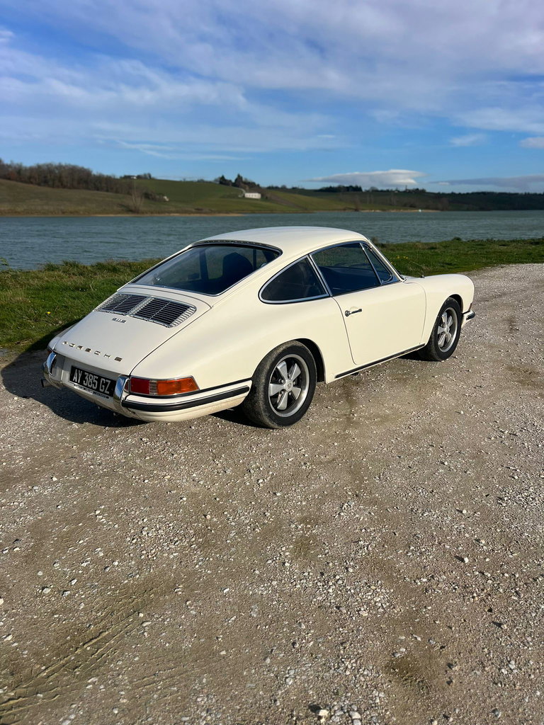 Porsche 911 S (F-Modell)