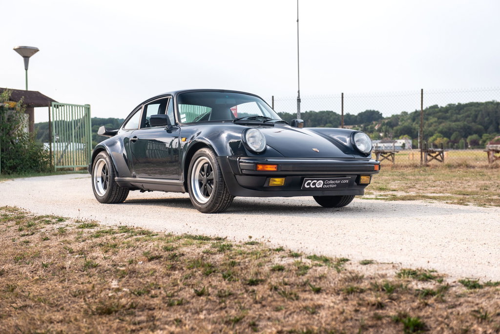 Porsche 911 Turbo 3.3