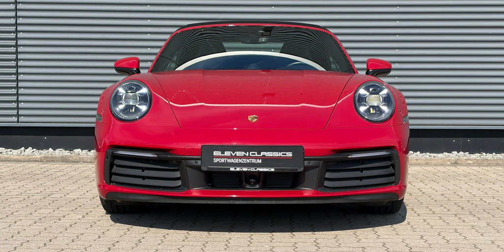 Porsche 992 Carrera 4S