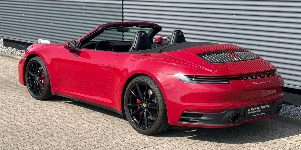 Porsche 992 Carrera 4S