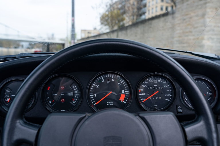 Porsche 911 Carrera 3.2