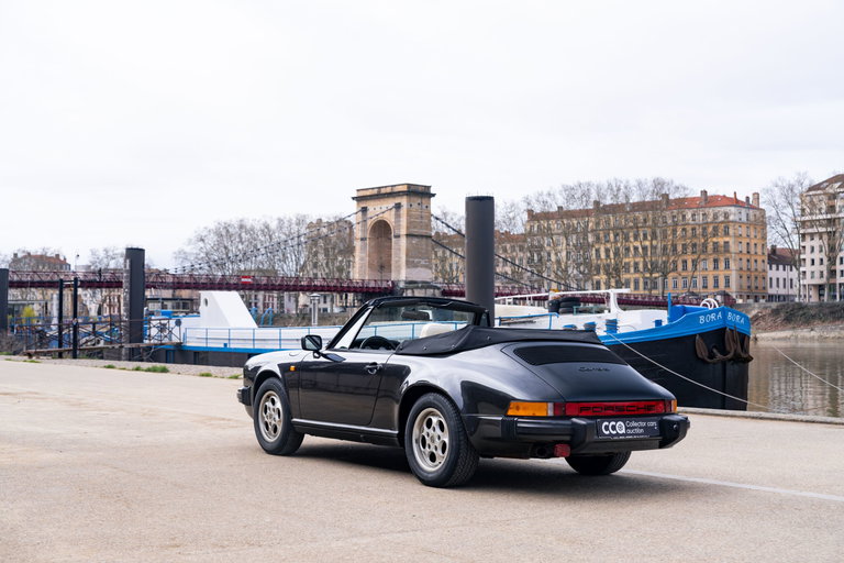 Porsche 911 Carrera 3.2