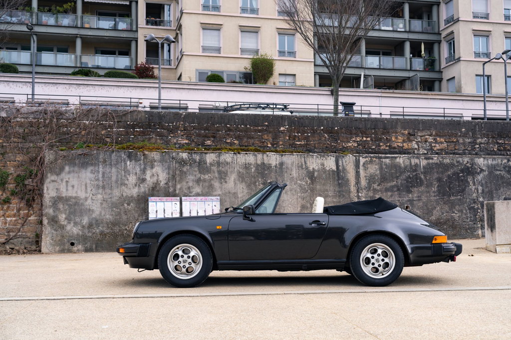 Porsche 911 Carrera 3.2