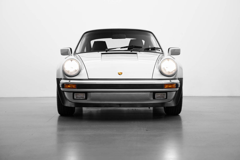 Porsche 911 Turbo 3.3