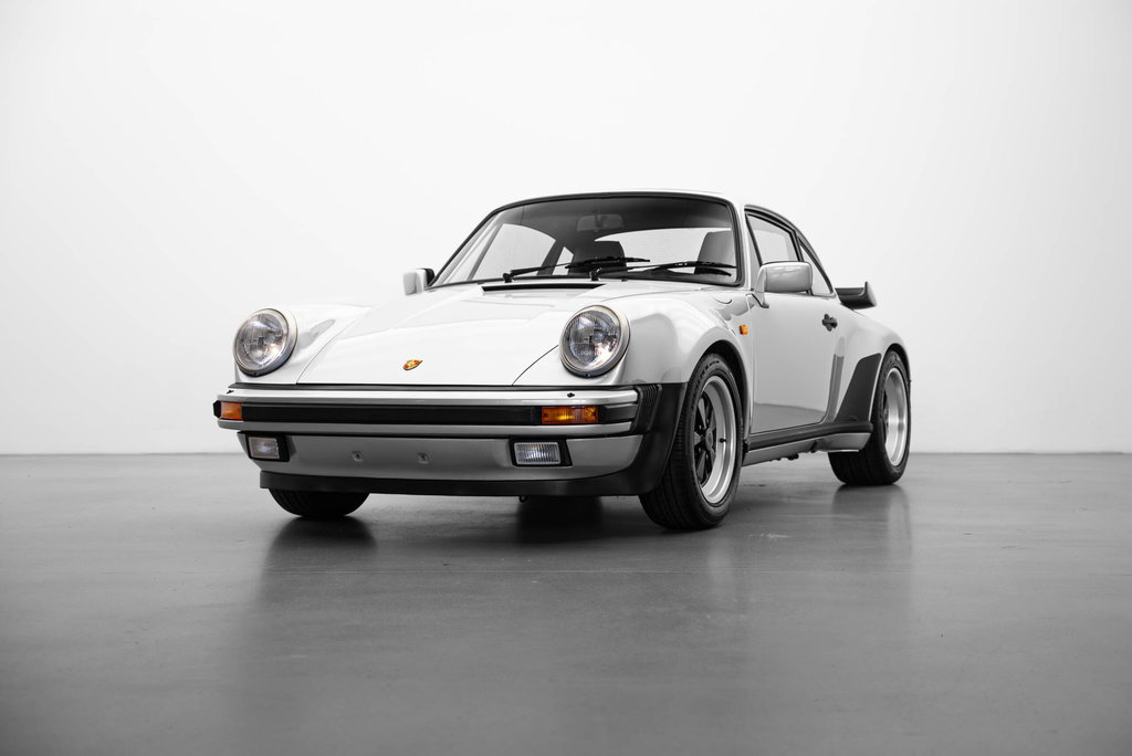 Porsche 911 Turbo 3.3