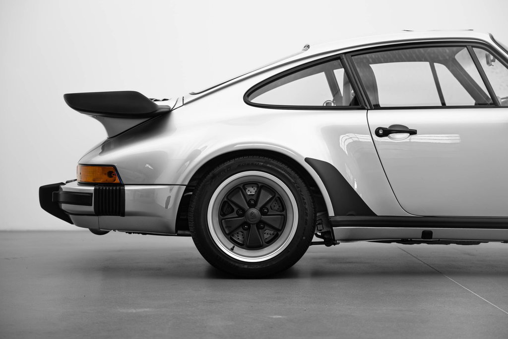 Porsche 911 Turbo 3.3