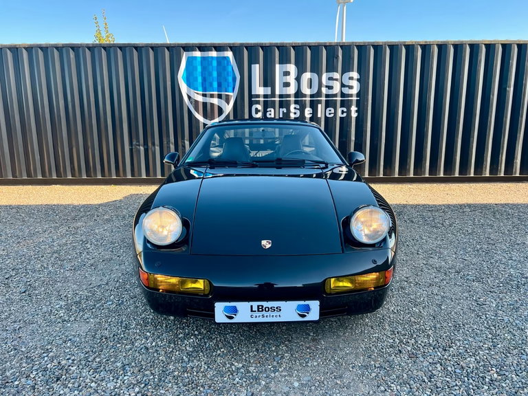Porsche 928 GTS