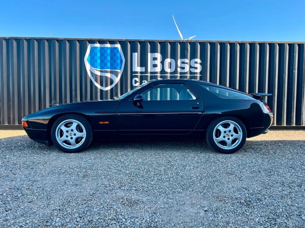 Porsche 928 GTS