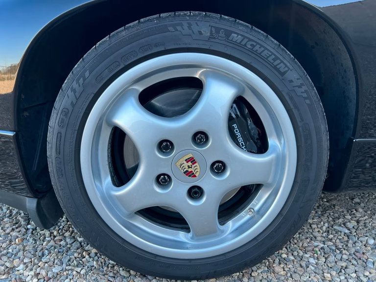 Porsche 928 GTS