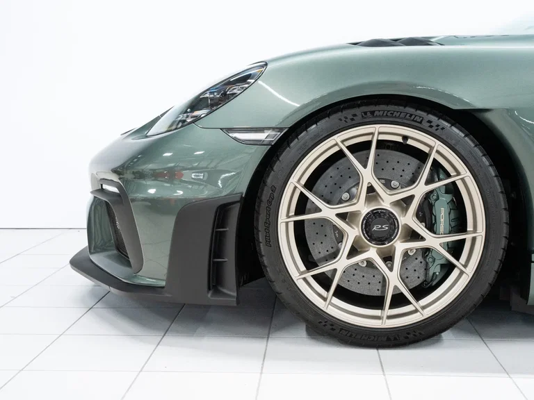 Porsche 718 Cayman GT4 RS