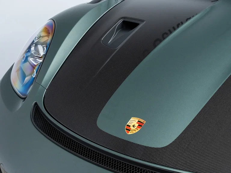 Porsche 718 Cayman GT4 RS