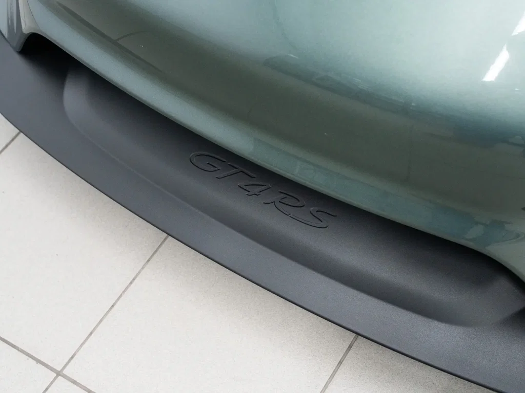 Porsche 718 Cayman GT4 RS