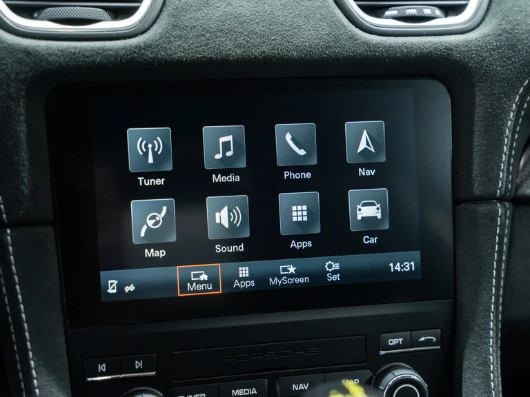 Porsche 718 Cayman GT4 RS