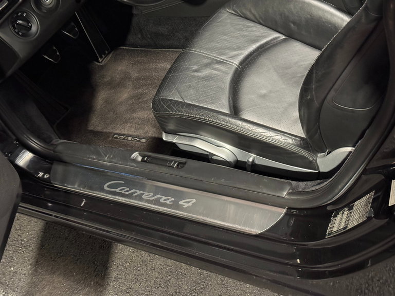 Porsche 997 Carrera 4