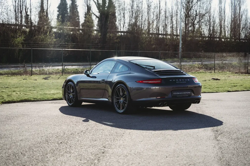 Porsche 991 Carrera