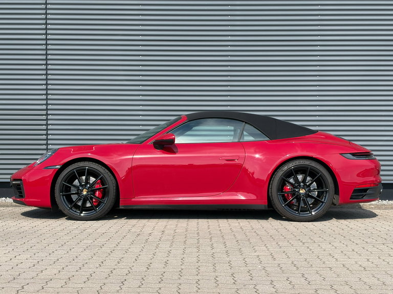 Porsche 992 Carrera 4S