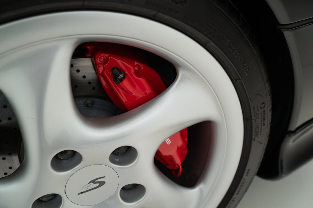 Porsche 993 Carrera 4S