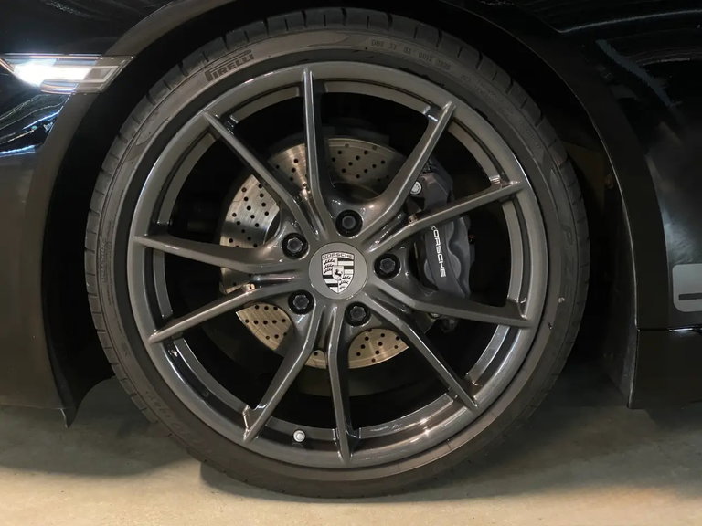 Porsche 718 Cayman T