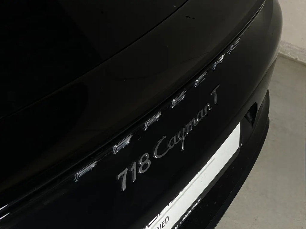 Porsche 718 Cayman T