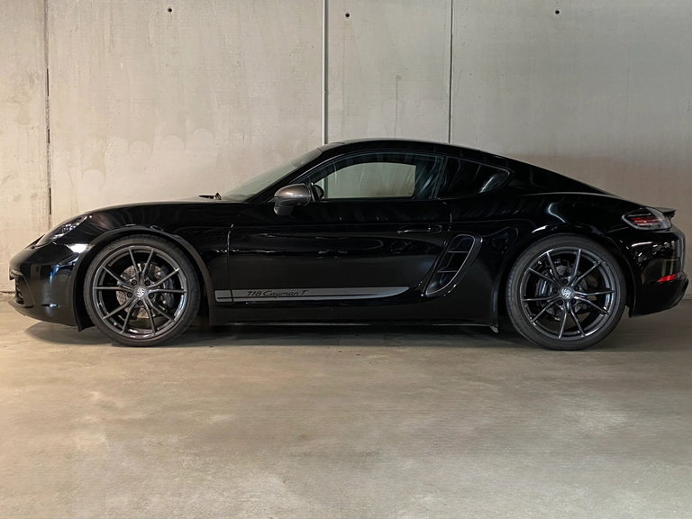 Porsche 718 Cayman T