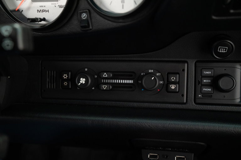 Porsche 993 Carrera 4S