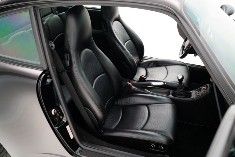 Porsche 993 Carrera 4S