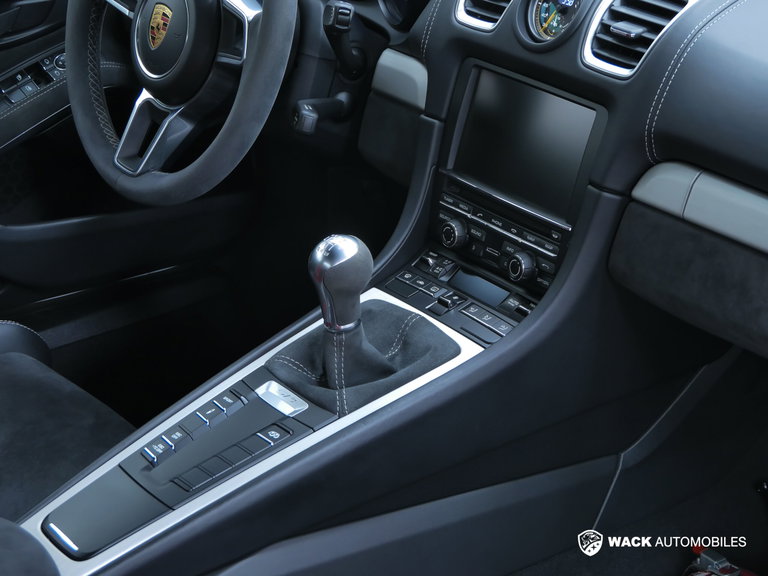 Porsche 981 Cayman GT4