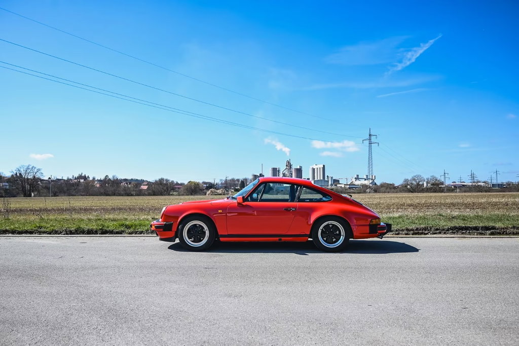 Porsche 911 Carrera 3.2