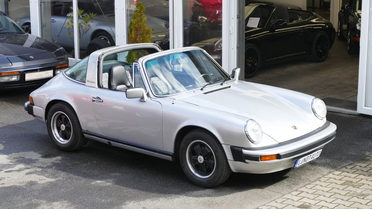 Porsche 911 „25 Jahre Jubiläumsmodell“