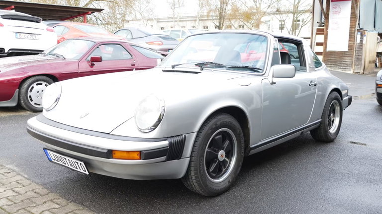 Porsche 911 “25 Jahre Jubiläumsmodell”