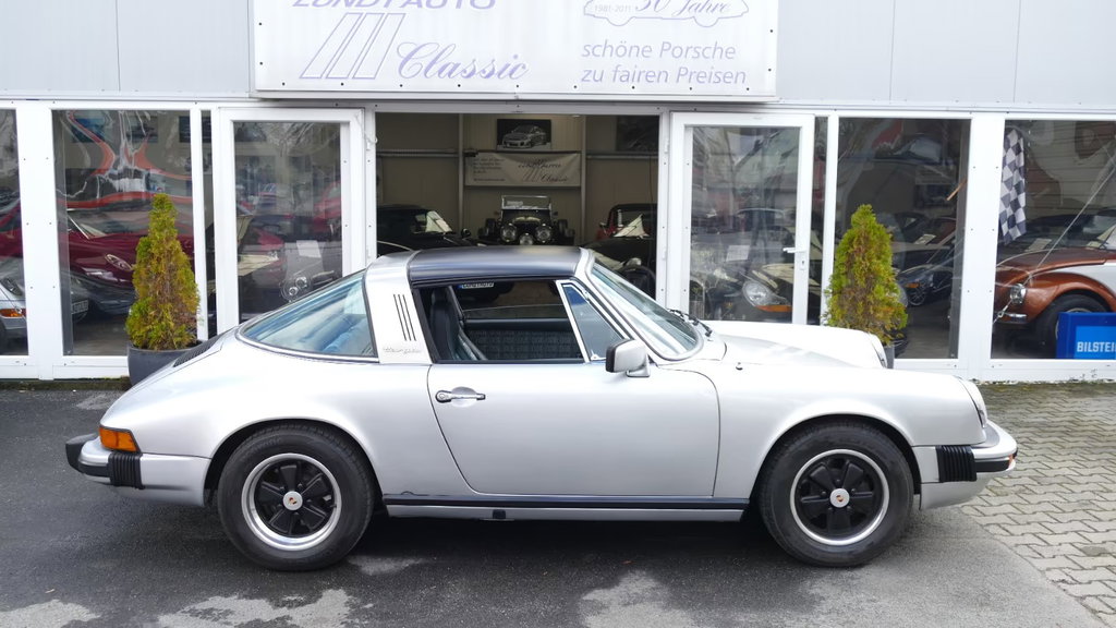 Porsche 911 “25 Jahre Jubiläumsmodell”