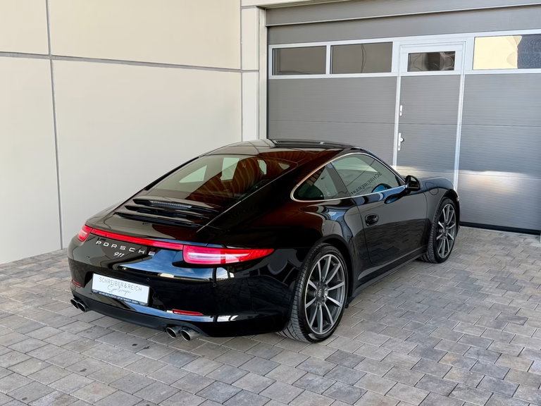 Porsche 991 Carrera 4