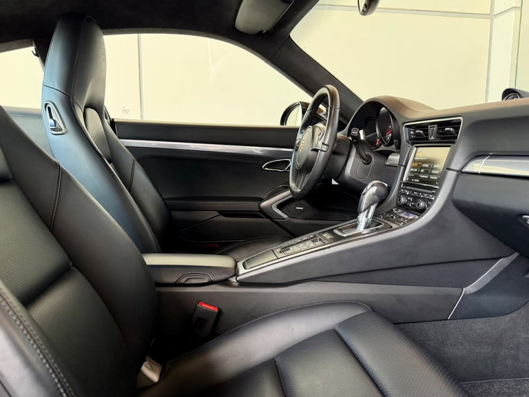 Porsche 991 Carrera 4