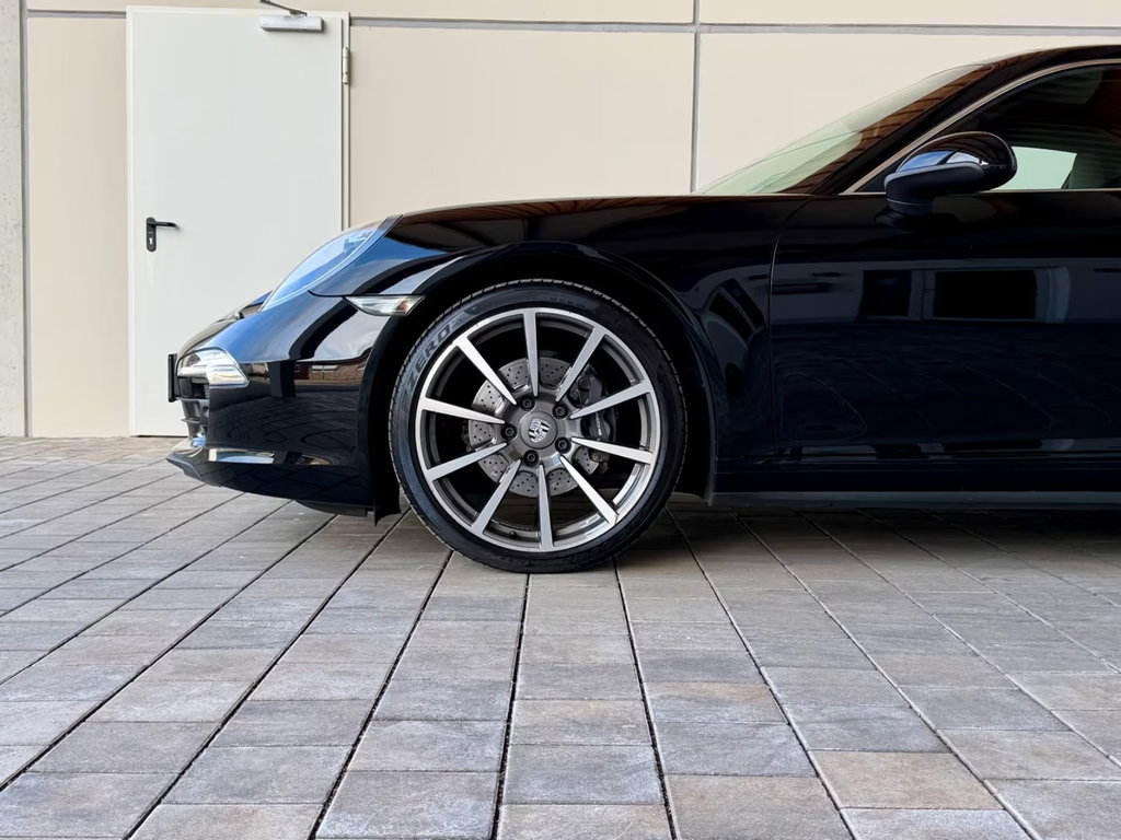 Porsche 991 Carrera 4