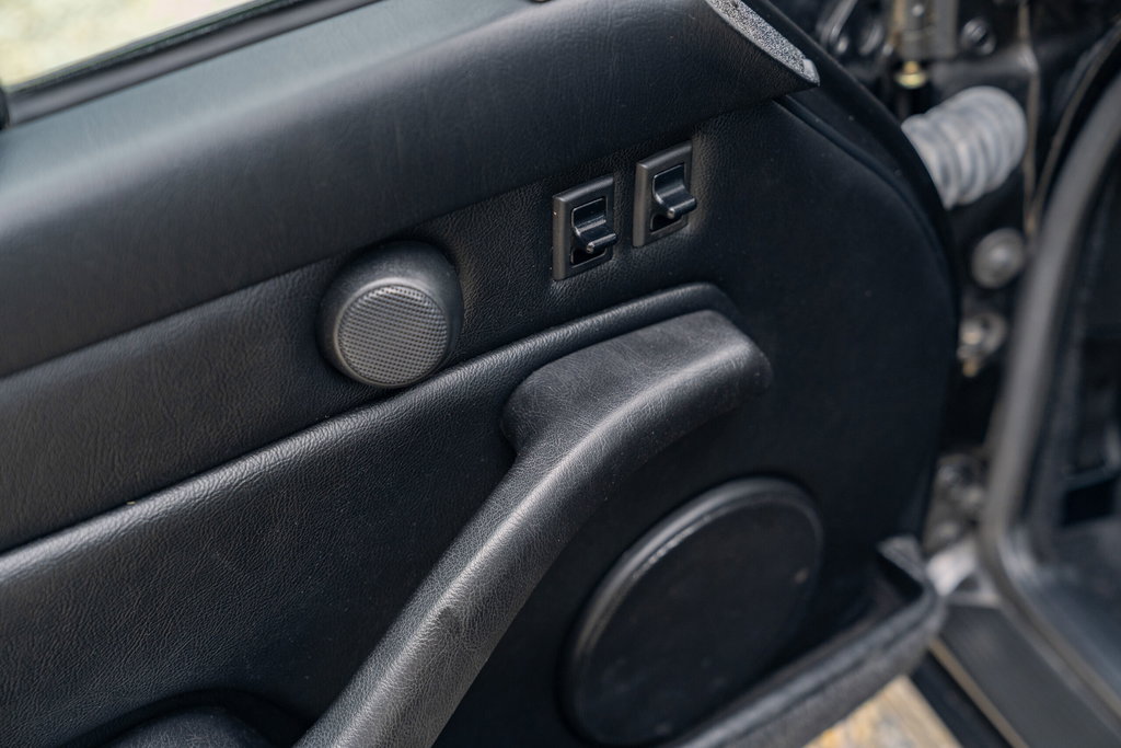 Porsche 993 Carrera 4