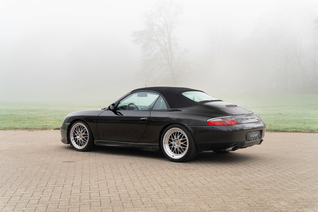 Porsche 996 Carrera