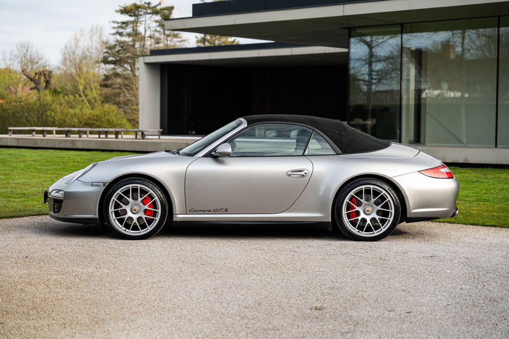 Porsche 997.2 Carrera GTS