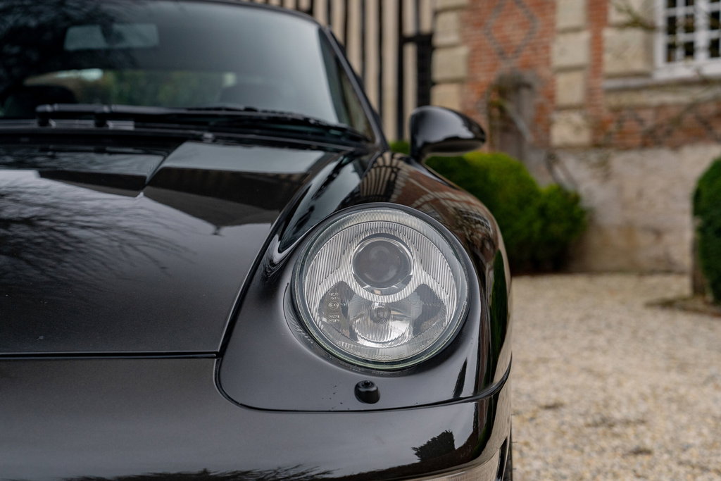 Porsche 993 Carrera 4