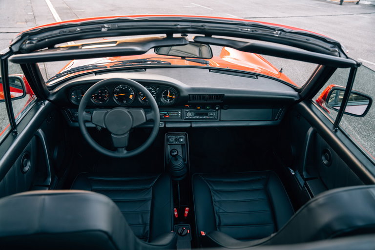 Porsche 911 Carrera 3.2 (US)