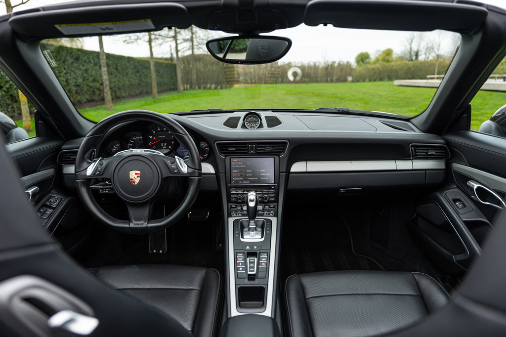 Porsche 991 Carrera 4